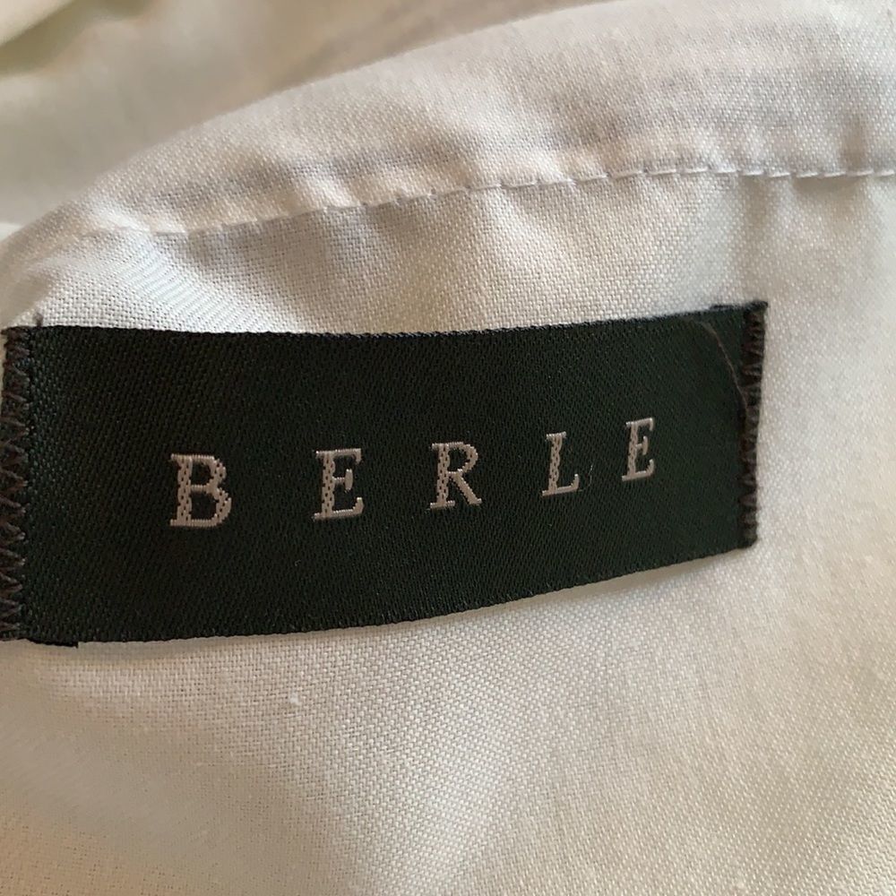 ‎Nwot Berle blue & white seersucker shorts - Picture 6 of 7